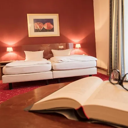 Markgraefler Hof Hotel 2*